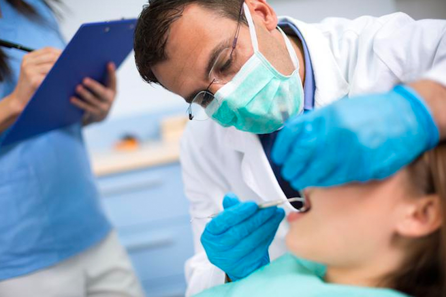 Things You Shouldn't Ever Do During a Dental Emergency